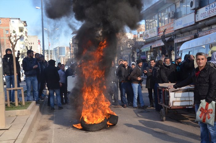Şanlıurfa'da elektrik kesintisi protesto edildi