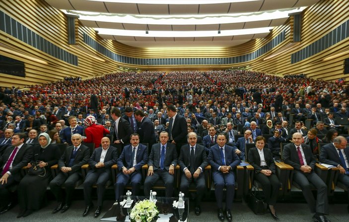 Erdoğan: Özerklik ilan edenlerin dünyayı başına yıkarız