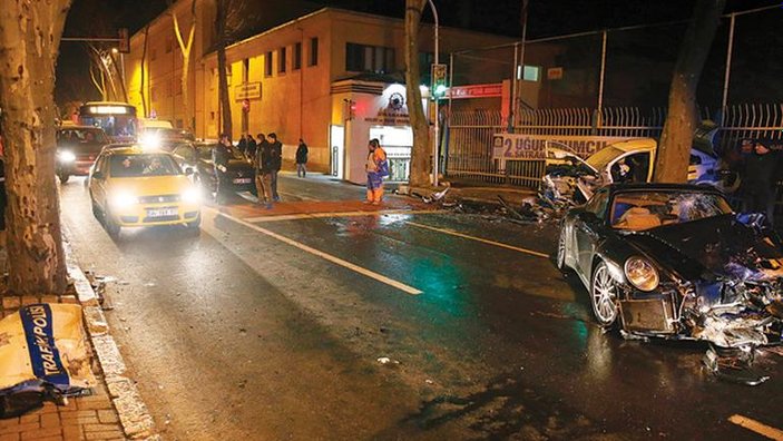 Sinan Çetin adliyede oğlunu böyle bekledi