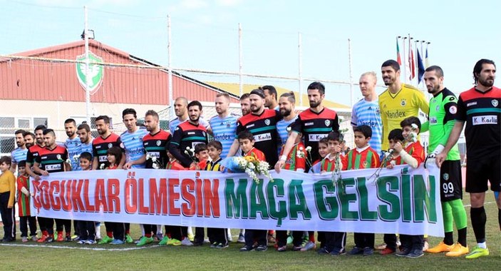 Amedspor'dan çocuklar ölmesin pankartı