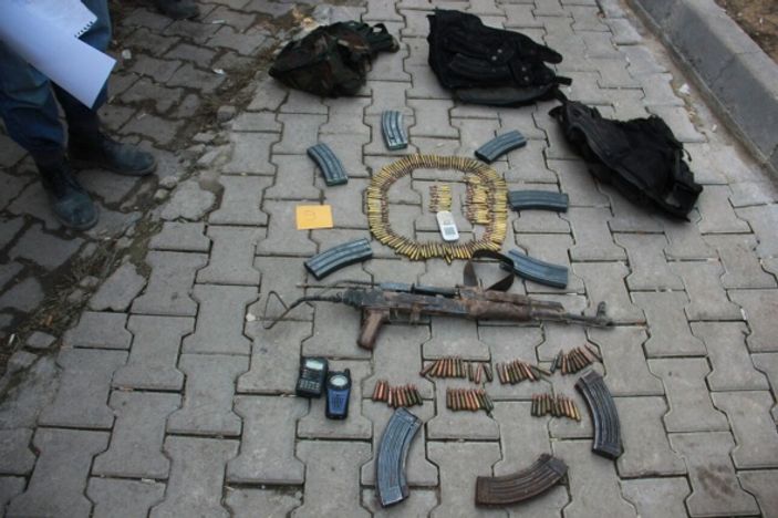 Cizre'de bodrum kattan cephanelik çıktı