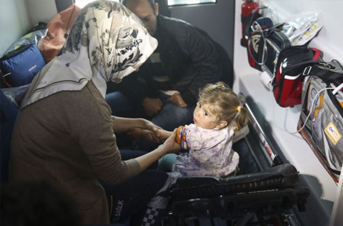 İdil'de rahatsızlanan çocuk zırhlı ambulansla taşındı