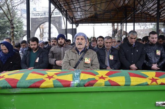 Dilek Öcalan PKK'lı cenazesine katıldı