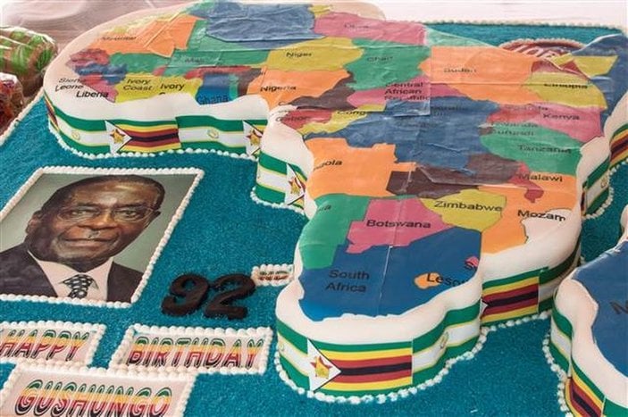 Kıtlıkta görkemli doğum günü partisi veren Cumhurbaşkanı