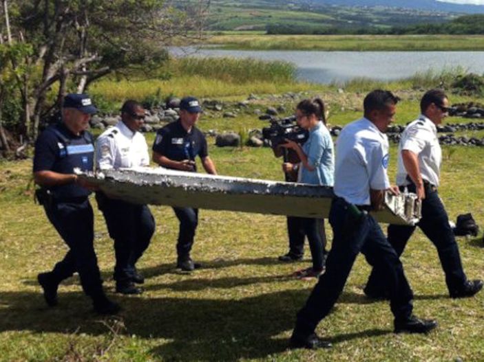 Kayıp Malezya uçağının parçaları Mozambik'te bulundu
