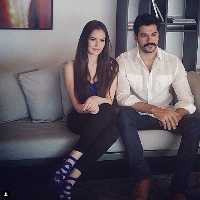 Burak Özçivit - Neslihan Atagül öpüştü