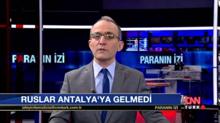 CNN Türk üç programını yayından kaldırdı