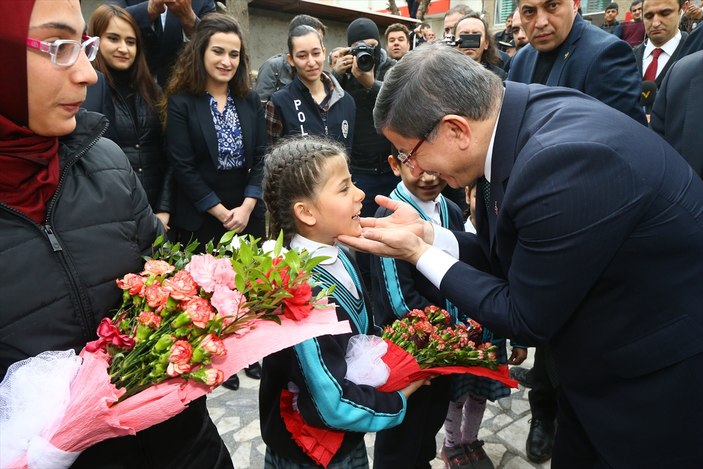 Başbakan Davutoğlu Silopi'de konuştu