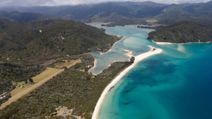 Yeni Zelanda'da özel mülk olan plaj halka açıldı