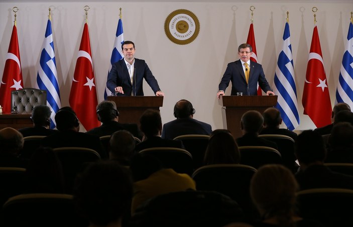 Başbakan Davutoğlu'ndan muhalefete çağrı