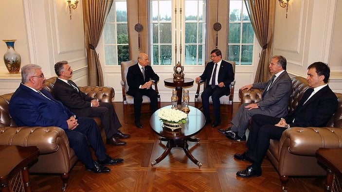 Başbakan Davutoğlu MHP Lideri Bahçeli ile görüştü