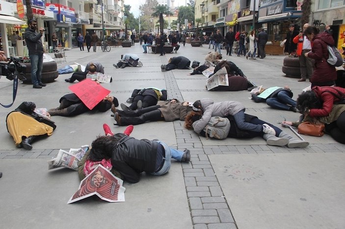 İzmirli kadınlardan canlı bomba protestosu