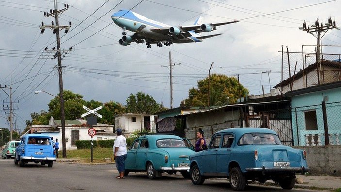 Obama: Küba'ya değişim gelecek