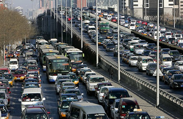 İstanbul trafik yoğunluğu liderliğini kaptırdı