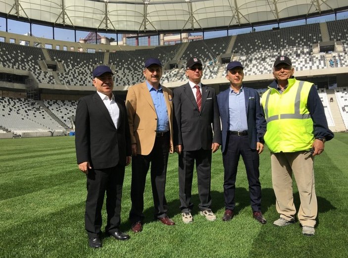 Muharrem Usta Beşiktaş'ın yeni stadını ziyaret etti