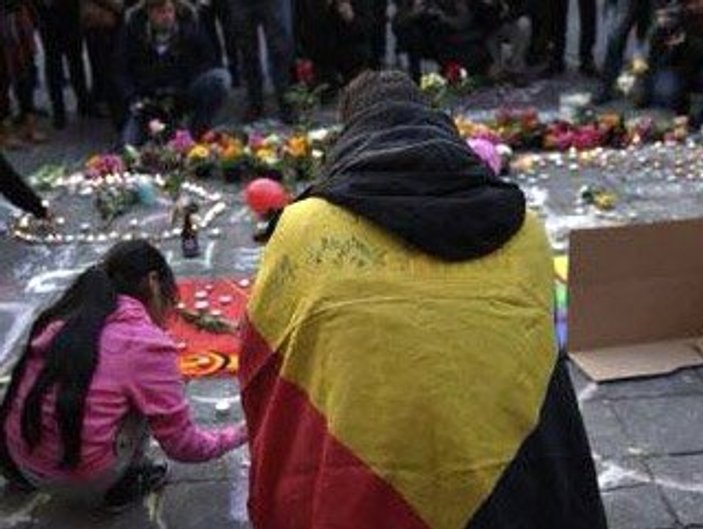 Belçika Brüksel saldırılarıyla ilgili hatayı kabul etti
