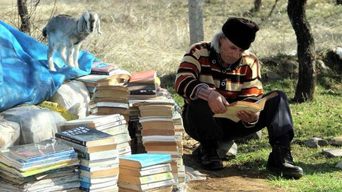 63 yaşındaki Elazığlı dedenin üniversite okuma azmi