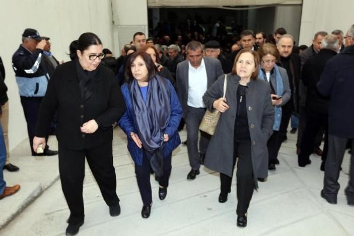 Selvi Kılıçdaroğlu şehitler için okutulan mevlide katıldı
