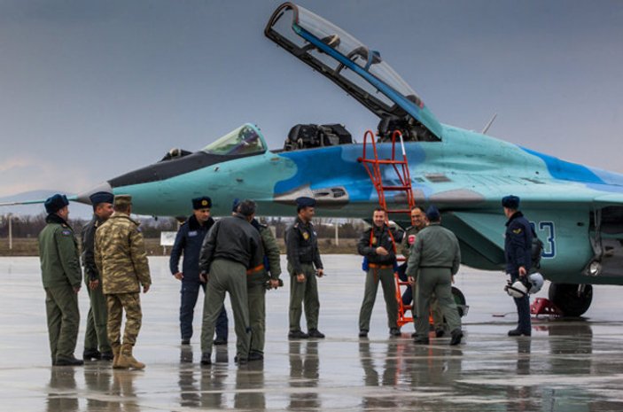Türk ve Azeri savaş uçakları TURAZ Şahini tatbikatı yaptı