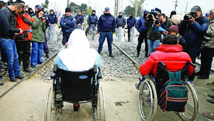 Yunanistan'dan zengin mültecilere imtiyazlı muamele