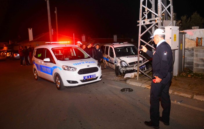 Muğla'da şüpheli araç-polis kovalamacası