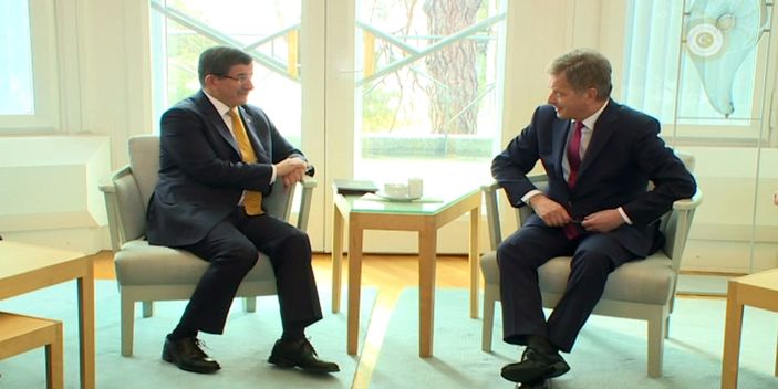 Davutoğlu Niinistö ile görüştü