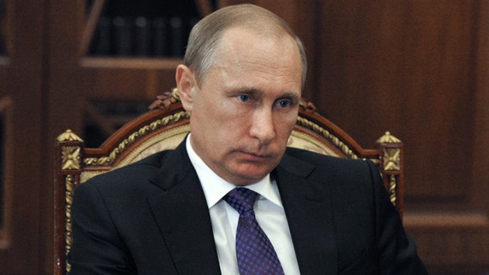 Rus anket şirketi: Halk yolsuzluğun sorumlusu Putin diyor
