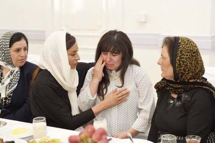 Azerbaycan first lady'si şehit annelerin önünde ağladı