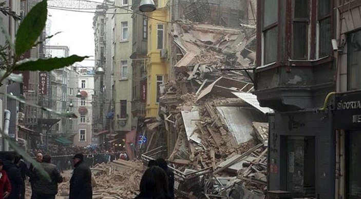 Beyoğlu'nda çöken bina Kenan İmirzalıoğlu'nun çıktı