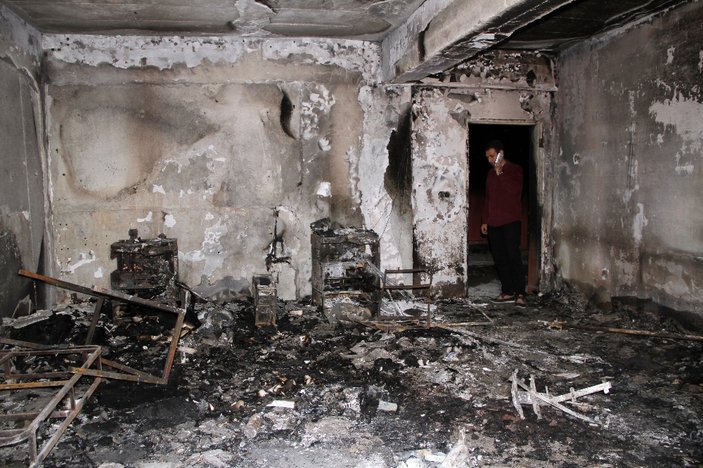 PKK'lılar yine okul yaktı
