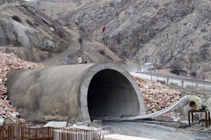 Doğu Anadolu'yu Akdeniz'e bağlayacak tünelde sona doğru