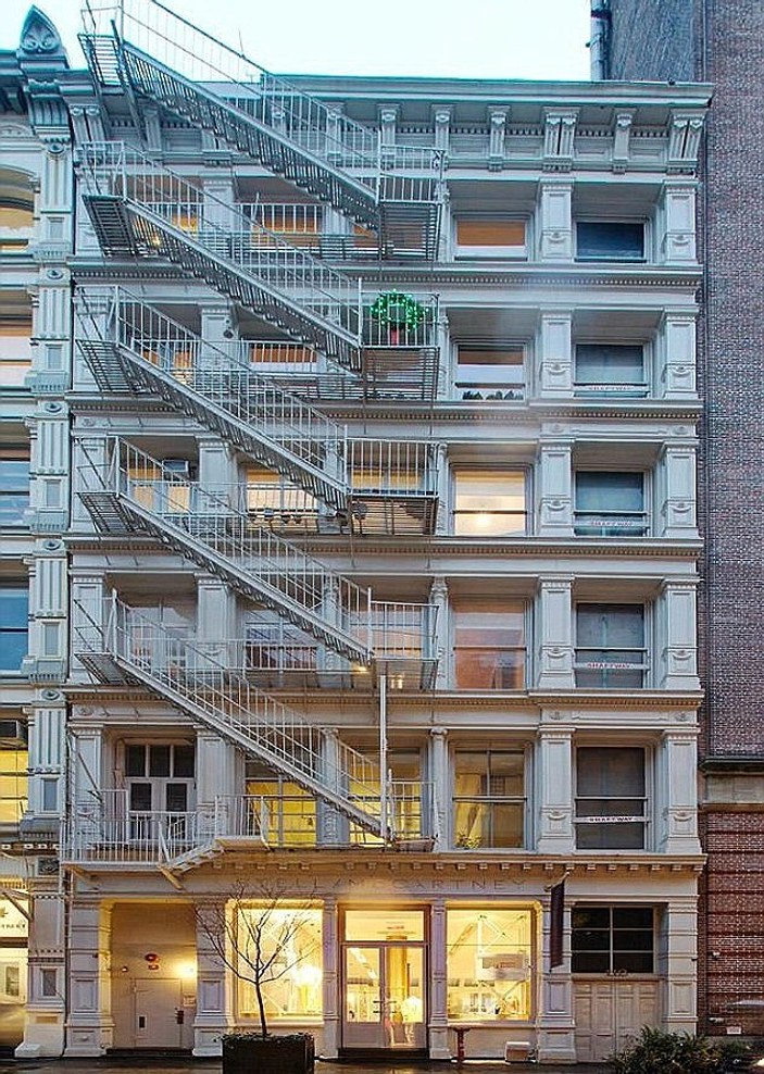 Ünlü sanatçı New York'taki evini satıyor