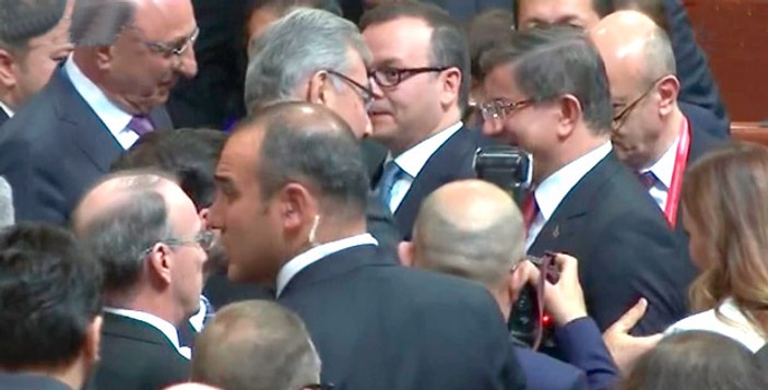 Ahmet Davutoğlu'na Deniz Baykal'dan tebrik