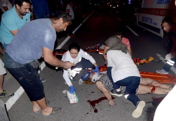 Muğla'da motosiklet yayalara çarptı: 2 ölü 2 yaralı