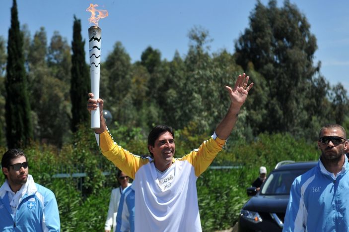 Olimpiyat meşalesi yakıldı