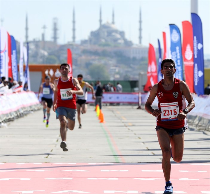 İstanbul Yarı Maratonu'nu Kenyalı atletler kazandı