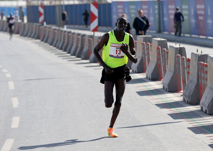 İstanbul Yarı Maratonu'nu Kenyalı atletler kazandı