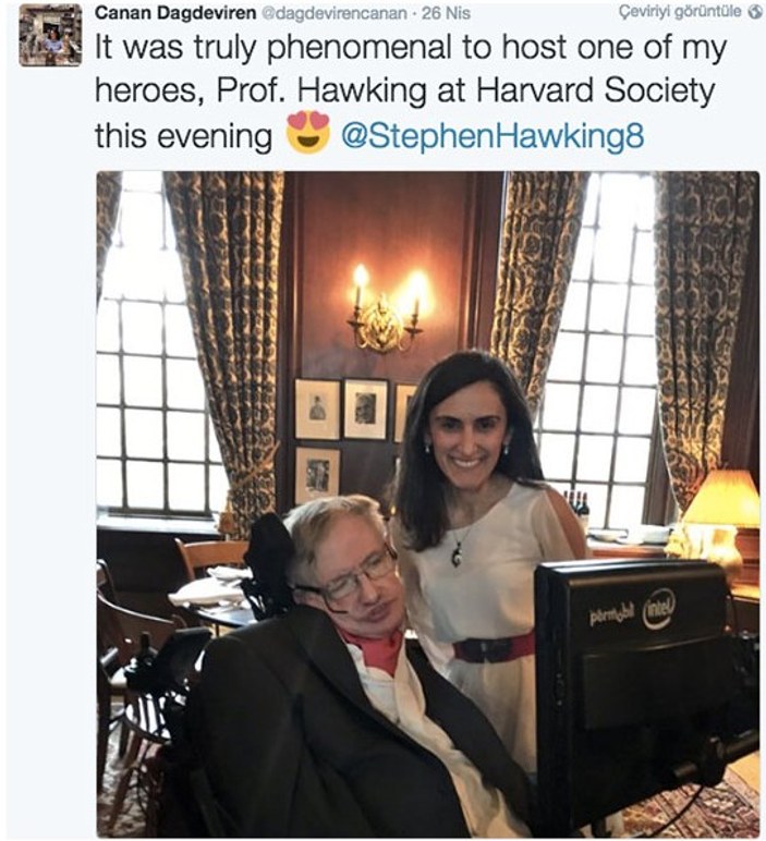 Türk bilim insanı Canan Dağdeviren Hawking'le buluştu