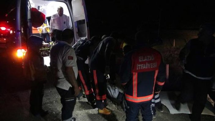 Elazığ'da trafik kazası: 2 ölü 1 yaralı