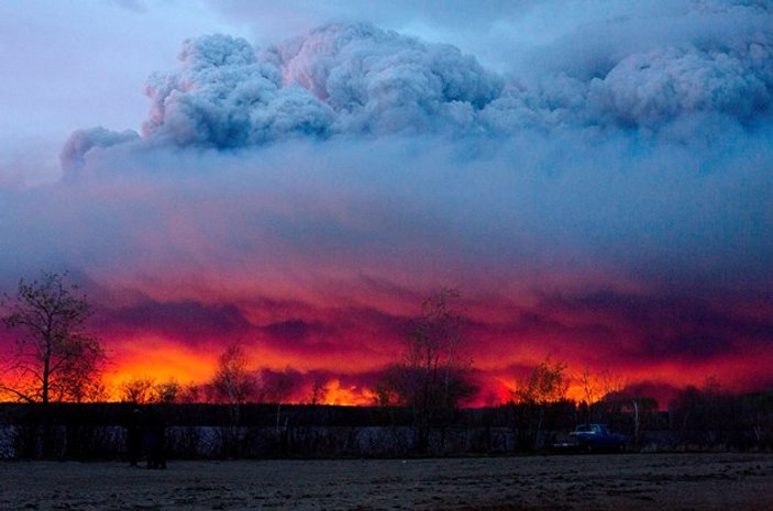 Kanada'da orman yangını söndürülemiyor