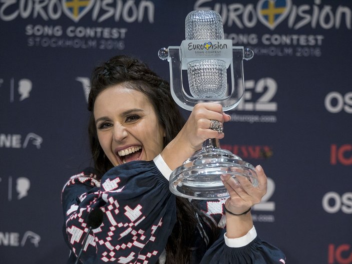 Eurovision Şarkı Yarışması'nı Ukrayna'dan Jamala kazandı