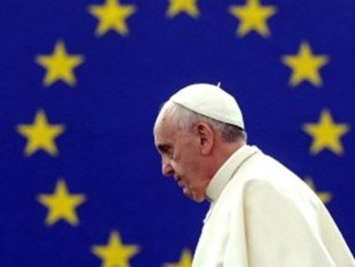 Papa: Dini devletlerin sonu kötü bitiyor