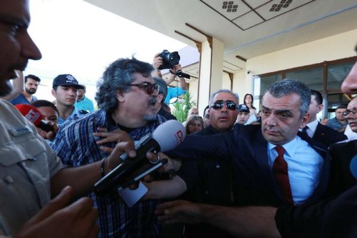 Kemal Kılıçdaroğlu Antalya'da protesto edildi