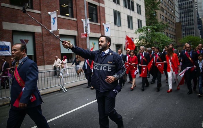 New York'ta Türk Günü yürüyüşü düzenlendi