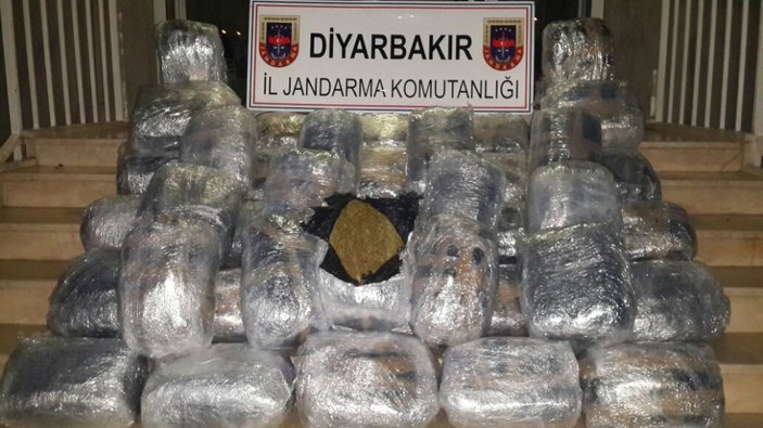 Diyarbakır'da 175 kilo esrar yakalandı