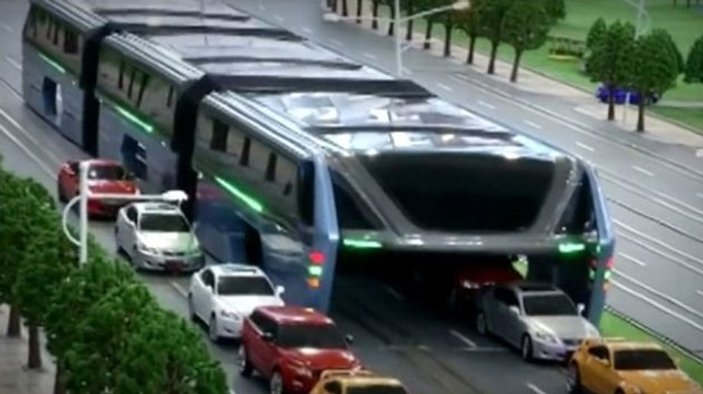 Çin yeni otobüsü ile aynı anda 1200 yolcu taşıyacak
