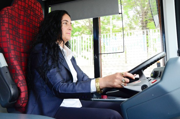 Eskişehir'in kadın şoförü: Kimse bana oğlunu vermiyor