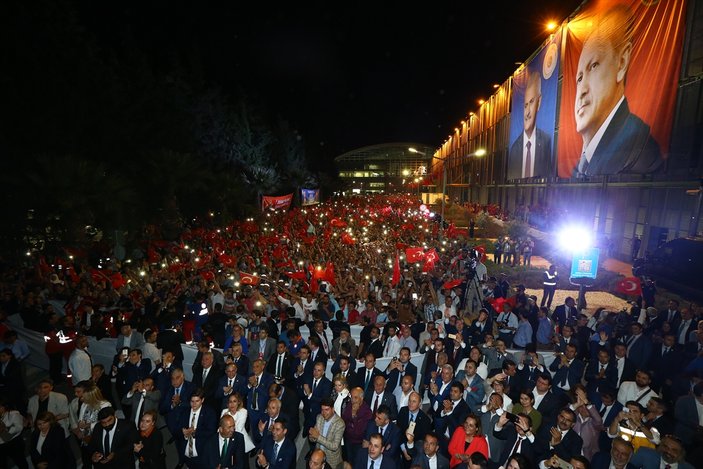 Başbakan Yıldırım İzmir'in çılgın projesini açıkladı