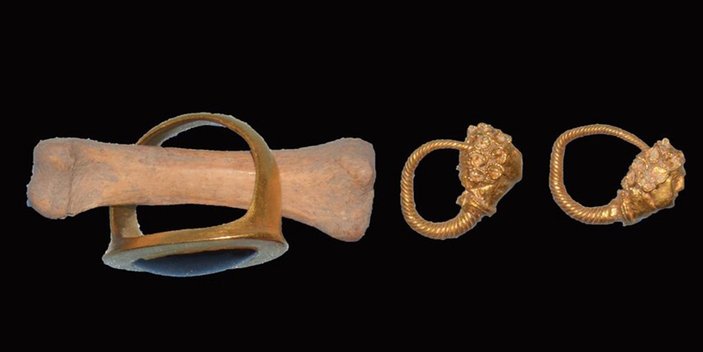 Muğla'da 2500 yıllık yüzük ve küpe bulundu