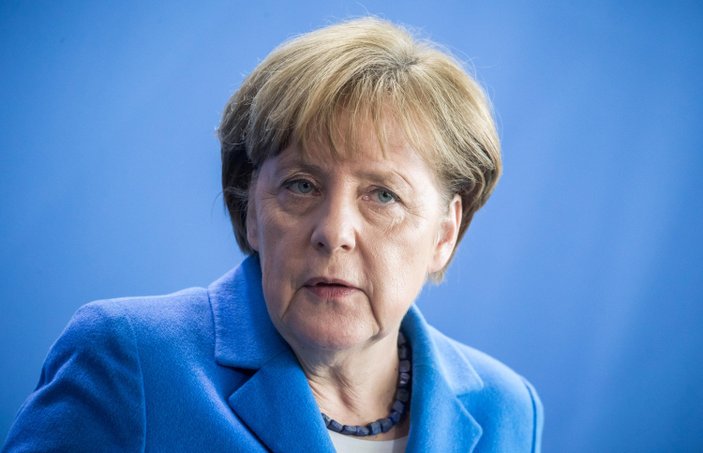 Merkel dünyanın en güçlü kadını seçildi